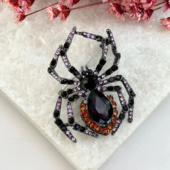 Vintage Jewelry - Stunning XL Black, Purple & Orange Rhinestone Vintage Tarantula Spider Brooch